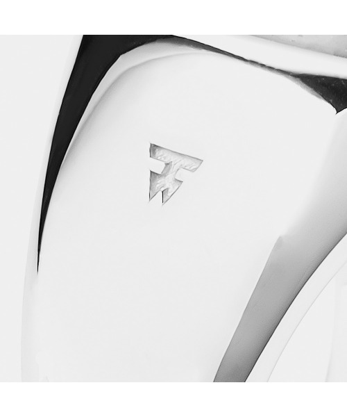 TOM WOOD oval larvikite ring トムウッド オーバル ラルビカイト リング（リング）｜TOM WOOD（トムウッド）