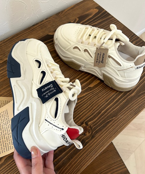 Cham.(チャム)の「厚底ダッドスニーカー(スニーカー・レディース・ベージュ/ネイビー・23.5/24/24.5/22.5/23/25)」の19枚目の写真