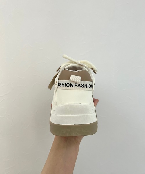 Cham.(チャム)の「厚底ダッドスニーカー(スニーカー・レディース・ベージュ/ネイビー・23.5/24/24.5/22.5/23/25)」の11枚目の写真
