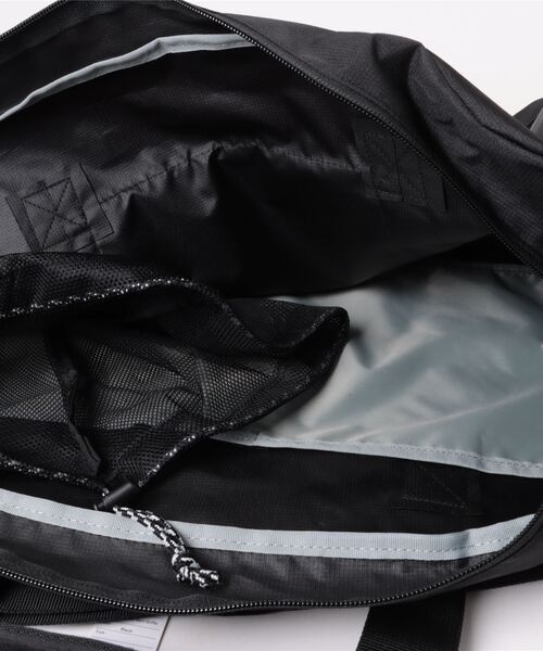 CHUMS（チャムス）の「【CHUMS/チャムス】 Easy-Go Club Gym Duffle（ボストンバッグ・メンズ・ブラック/カモフラージュ/ライトグレー/その他1・FREE）」の7枚目の写真