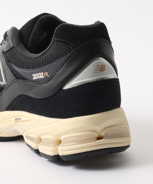 NEW BALANCE(ニューバランス)の「【NEW BALANCE / ニューバランス】M2002RI(スニーカー・メンズ・ブラック/ホワイト・26cm/27cm/28cm)」の6枚目の写真