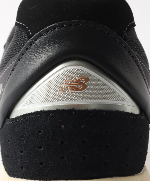 NEW BALANCE(ニューバランス)の「【NEW BALANCE / ニューバランス】M2002RI(スニーカー・メンズ・ブラック/ホワイト・26cm/27cm/28cm)」の12枚目の写真