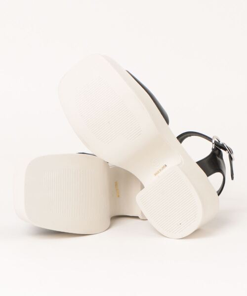 archives(アルシーヴ)の「厚底ボリュームサンダル(サンダル・レディース・アイボリー/ブラック・MEDIUM/LARGE)」の4枚目の写真