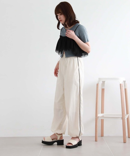 archives(アルシーヴ)の「厚底ボリュームサンダル(サンダル・レディース・アイボリー/ブラック・MEDIUM/LARGE)」の17枚目の写真