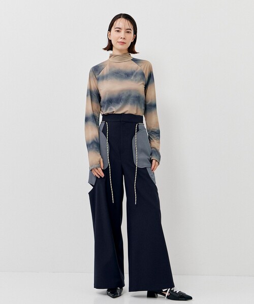 CITY TOKYO（シティトウキョウ）の「＜手洗い可能＞＜防シワ＞レイヤードライクカットアウトストレートパンツ（その他パンツ・レディース・ライトグレー/ネイビー・1/2）」の12枚目の写真