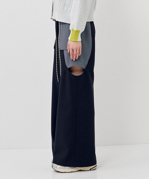 CITY TOKYO（シティトウキョウ）の「＜手洗い可能＞＜防シワ＞レイヤードライクカットアウトストレートパンツ（その他パンツ・レディース・ライトグレー/ネイビー・1/2）」の17枚目の写真