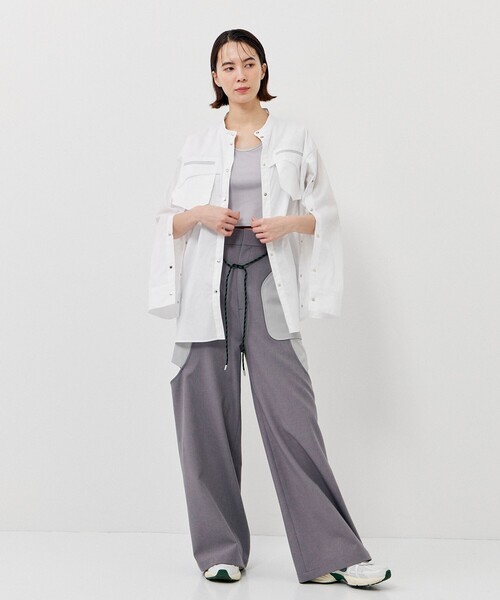 CITY TOKYO（シティトウキョウ）の「＜手洗い可能＞＜防シワ＞レイヤードライクカットアウトストレートパンツ（その他パンツ・レディース・ライトグレー/ネイビー・1/2）」の3枚目の写真