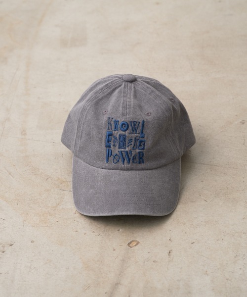 WHIMSIC（ウィムジック）の「【UNISEX】ピグメントロゴキャップ（キャップ・メンズ・グレー/チャコールグレー/ブルー/ブラック/ダークグレー/ベージュ/ネイビー・FREE）」の4枚目の写真