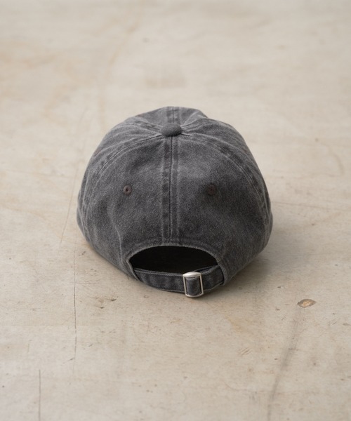 WHIMSIC（ウィムジック）の「【UNISEX】ピグメントロゴキャップ（キャップ・メンズ・グレー/チャコールグレー/ブルー/ブラック/ダークグレー/ベージュ/ネイビー・FREE）」の13枚目の写真