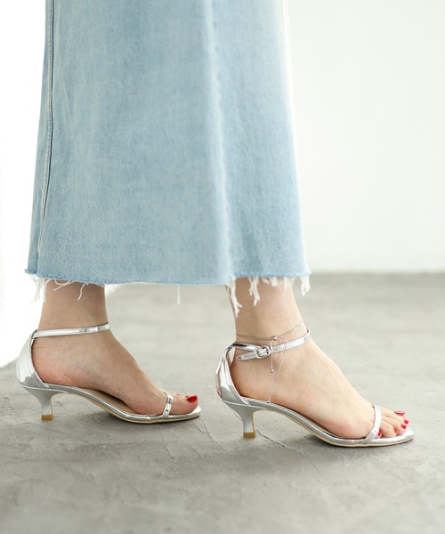 SESTO（セスト）の「ワンストラップキトゥンヒールサンダル（サンダル・レディース・ブラック/ゴールド/シルバー・LL/L/M/S/3L）」の14枚目の写真