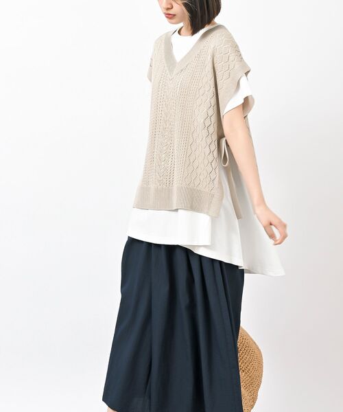 rps（アールピーエス）の「透かし総柄サイドリボンニットベスト（ベスト・レディース・ブラック/ベージュ/ベージュ系その他・フリー）」の14枚目の写真