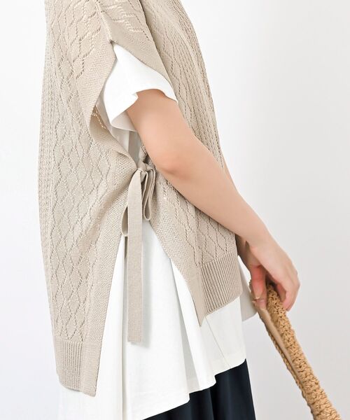 rps（アールピーエス）の「透かし総柄サイドリボンニットベスト（ベスト・レディース・ブラック/ベージュ/ベージュ系その他・フリー）」の20枚目の写真