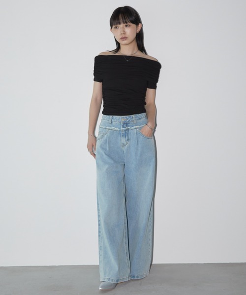 Aunt Marie's（アントマリーズ）の「サイドシャーリングハーフスリーブオフショルトップス（Tシャツ/カットソー・レディース・ブラック/ホワイト/モカ・FREE）」の6枚目の写真