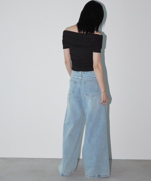 Aunt Marie's（アントマリーズ）の「サイドシャーリングハーフスリーブオフショルトップス（Tシャツ/カットソー・レディース・ブラック/ホワイト/モカ・FREE）」の8枚目の写真