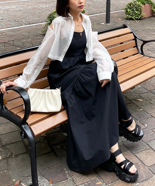 SPIRALGIRL（スパイラルガール）の「アームカッティングクロップドシアーシャツ（シャツ/ブラウス・レディース・ホワイト/ブルー・FREE）」の8枚目の写真