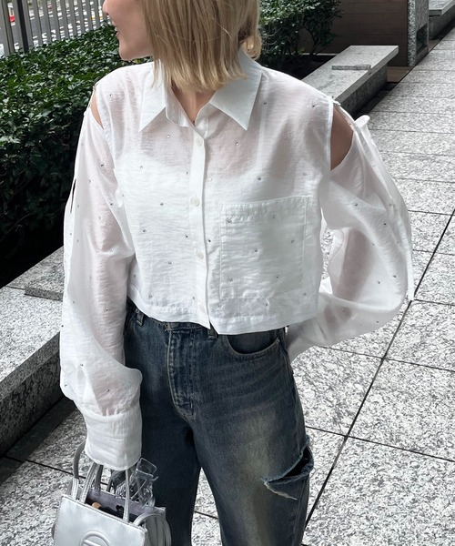 SPIRALGIRL（スパイラルガール）の「アームカッティングクロップドシアーシャツ（シャツ/ブラウス・レディース・ホワイト/ブルー・FREE）」の5枚目の写真