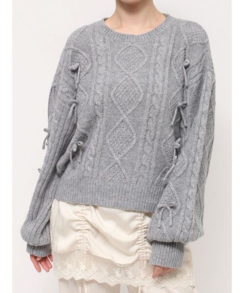 merry jenny（メリージェニー）の「リボンたくさんニットプルオーバー（ニット/セーター・レディース・ピンク/レッド/グレー・FREE）」の2枚目の写真