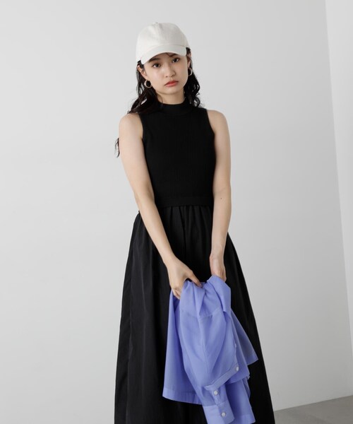 N.(N. Natural Beauty Basic)(エヌエヌナチュラルビューティーベーシック)の「◆【S Size Line】ボトルネックニットドッキングワンピース(ワンピース・レディース・ブラック/オフホワイト・MEDIUM/SMALL)」の4枚目の写真