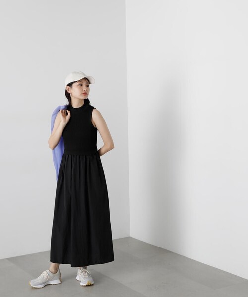 N.(N. Natural Beauty Basic)(エヌエヌナチュラルビューティーベーシック)の「◆【S Size Line】ボトルネックニットドッキングワンピース(ワンピース・レディース・ブラック/オフホワイト・MEDIUM/SMALL)」の8枚目の写真