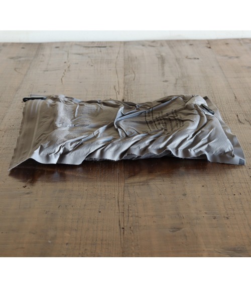 POST GENERAL（ポストジェネラル）の「【POST GENERAL/ポストジェネラル】トラベルバキューム パック S PACK2 /#P/G 065（エコバッグ/サブバッグ・メンズ・グレー・FREE）」の7枚目の写真