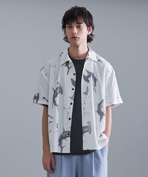 Revo.（レボ）の「Revo. 総柄アソート セミオープンカラー半袖シャツ（シャツ/ブラウス・メンズ・カーキ系/サックスブルー系/ブルー系/ホワイト系1/ブラック系/ブラック系1/ベージュ系/ホワイト系・2/1）」の9枚目の写真