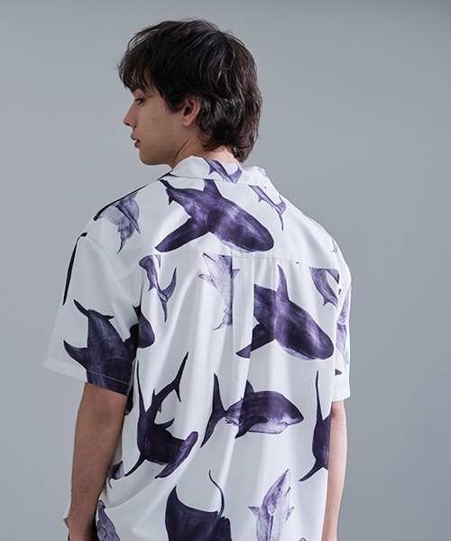 Revo.（レボ）の「Revo. 総柄アソート セミオープンカラー半袖シャツ（シャツ/ブラウス・メンズ・カーキ系/サックスブルー系/ブルー系/ホワイト系1/ブラック系/ブラック系1/ベージュ系/ホワイト系・2/1）」の12枚目の写真