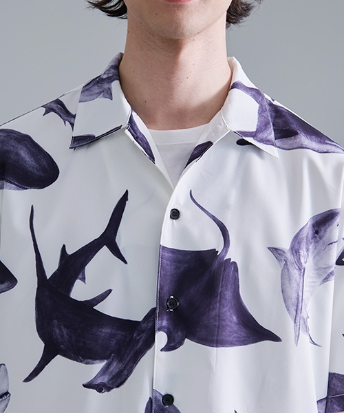 Revo.（レボ）の「Revo. 総柄アソート セミオープンカラー半袖シャツ（シャツ/ブラウス・メンズ・カーキ系/サックスブルー系/ブルー系/ホワイト系1/ブラック系/ブラック系1/ベージュ系/ホワイト系・2/1）」の13枚目の写真