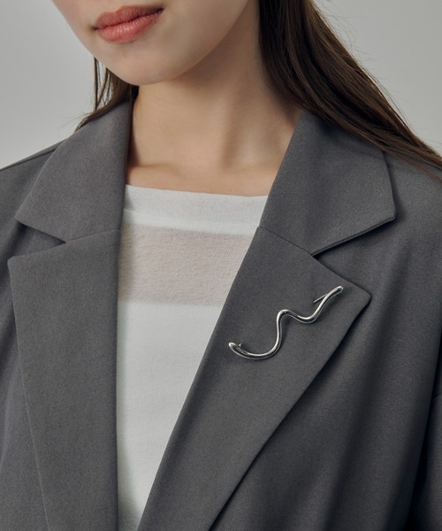 GOLDY（ゴールディ）の「ニュアンス ウェーブ ブローチ（ブローチ/コサージュ・レディース・ゴールド/シルバー系その他/ゴールド系その他/シルバー・FREE）」の15枚目の写真