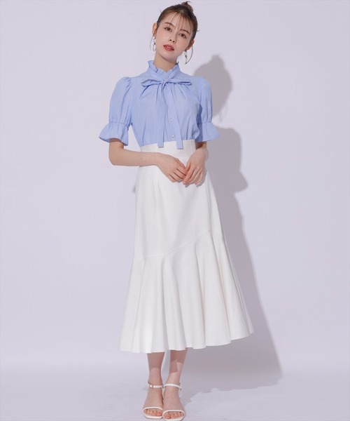 SWINGLE（スウィングル）の「切替デニムマーメイドスカート（スカート・レディース・ブルー/ブラック/ライトベージュ・FREE）」の4枚目の写真