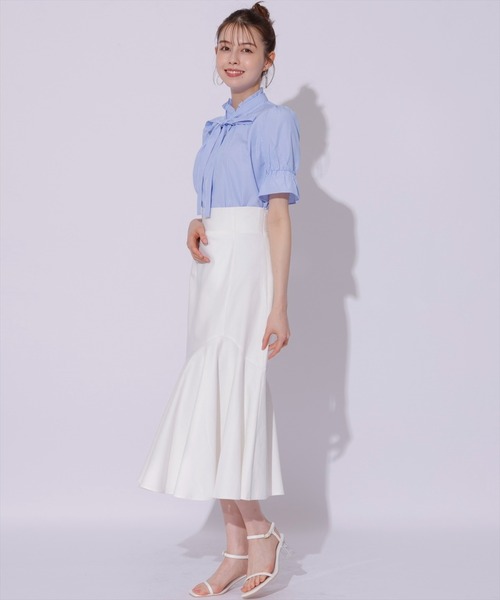 SWINGLE（スウィングル）の「切替デニムマーメイドスカート（スカート・レディース・ブルー/ブラック/ライトベージュ・FREE）」の5枚目の写真