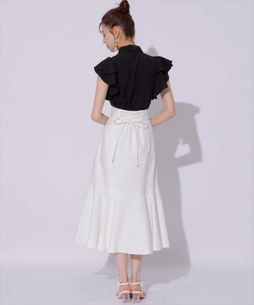 SWINGLE（スウィングル）の「切替デニムマーメイドスカート（スカート・レディース・ブルー/ブラック/ライトベージュ・FREE）」の7枚目の写真