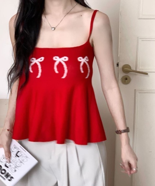 Diosfront（ディオスフロント）の「ジャガードリボンペプラムフレアニットキャミ（キャミソール・レディース・ブラック/グレー/レッド・FREE）」の8枚目の写真