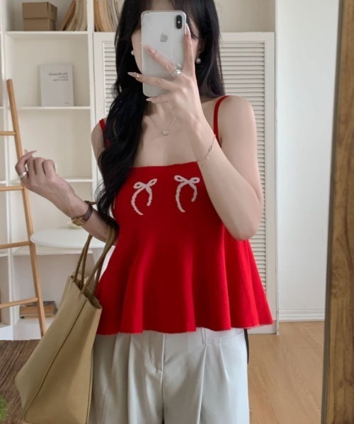 Diosfront（ディオスフロント）の「ジャガードリボンペプラムフレアニットキャミ（キャミソール・レディース・ブラック/グレー/レッド・FREE）」の17枚目の写真