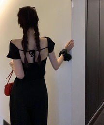 バックレスオフ半袖Tシャツ