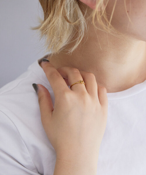 ear PAPILLONNER（イアパピヨネ）の「《金属アレルギー対応/ステンレス》プチハートリング（リング・レディース・シルバー/ゴールド・14）」の16枚目の写真