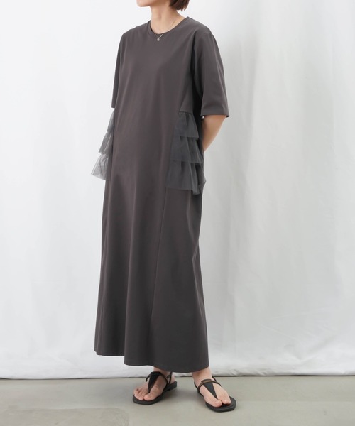 LUCA/LADY LUCK LUCA（ルカ/レディラックルカ）の「LC/LLL チュールカットワンピース / サイドチュールフリルワンピース（ワンピース・レディース・ブラック/チャコールグレー・FREE）」の10枚目の写真