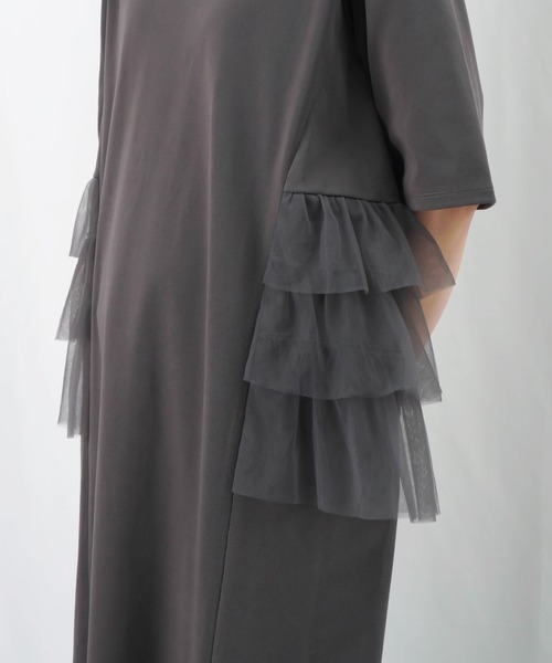 LUCA/LADY LUCK LUCA（ルカ/レディラックルカ）の「LC/LLL チュールカットワンピース / サイドチュールフリルワンピース（ワンピース・レディース・ブラック/チャコールグレー・FREE）」の15枚目の写真