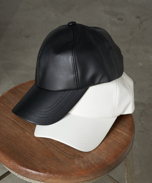 RAY CASSIN（レイカズン）の「レザーキャップ（キャップ・レディース・アイボリー/ブラック・FREE）」の4枚目の写真
