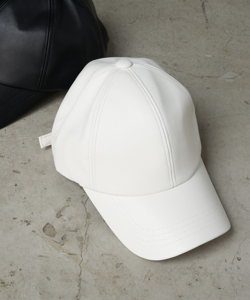 RAY CASSIN（レイカズン）の「レザーキャップ（キャップ・レディース・アイボリー/ブラック・FREE）」の2枚目の写真