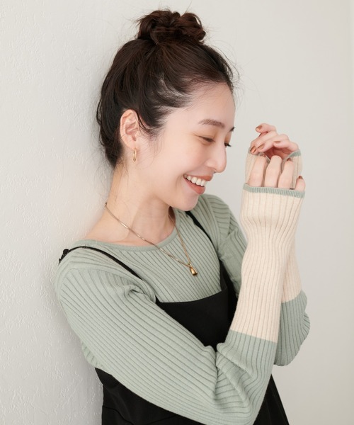 natural couture（ナチュラルクチュール）の「袖口配色リブニットプルオーバー（ニット/セーター・レディース・ブラック/アイボリー/グレイッシュベージュ/ミント/ラベンダー/ネイビー・FREE）」の4枚目の写真