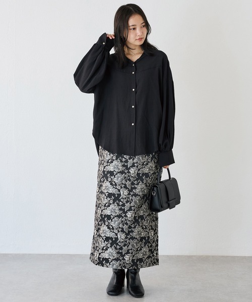 LAVEANGE（ラビアンジェ）の「花柄ジャガードナロースカート（スカート