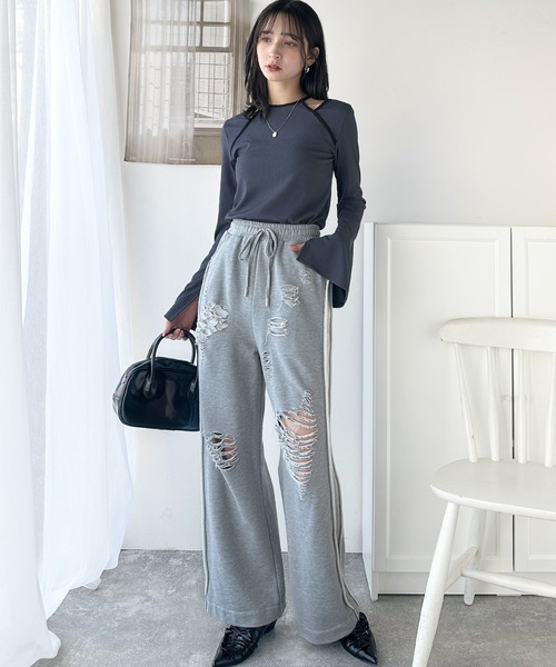 mily bilet（ミウィビレット）の「【mily bilet】ヘビロテしたい主役級バッグ。エナメルライクエコレザーエンブレムミニボストンバッグ（ハンドバッグ・レディース・ブラック/シルバー・ONE SIZE）」の22枚目の写真