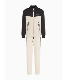 EMPORIO ARMANI EA7（エンポリオアルマーニイーエーセブン）の