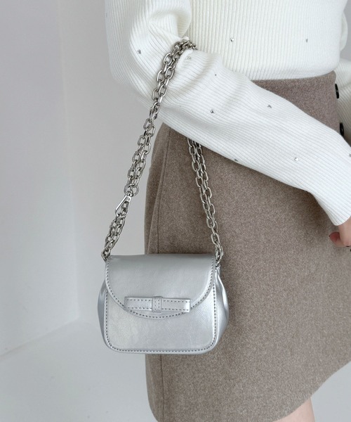 Heather(ヘザー)の「リボンミニショルダーBAG 203237(ショルダーバッグ・レディース・ブラック/シルバー/レッド・ONE SIZE)」の3枚目の写真