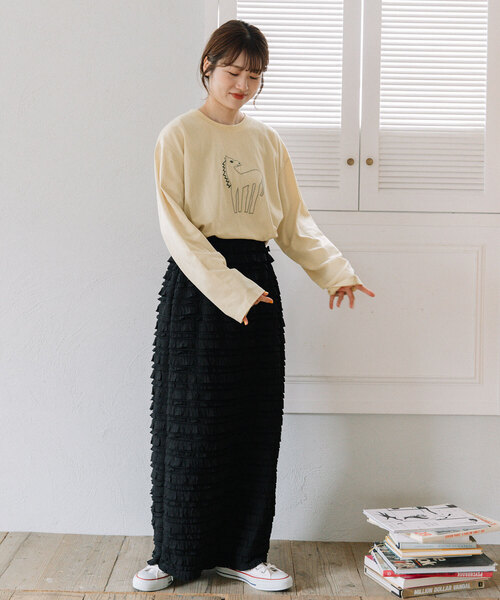 POU DOU DOU（プードゥドゥ）の「アニマルチェーン刺繍ワイドロンTee（Tシャツ/カットソー・レディース・オフホワイト/ブラック/キナリ・M）」の6枚目の写真