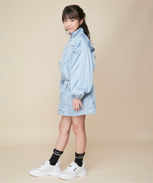 JENNI love（ジェニィラブ）の「【セットアップ対応】パイピングスタンドカラーブルゾン（ブルゾン・キッズ・サックスブルー/ブラック/オフホワイト・130cm/140cm/150cm/160cm）」の20枚目の写真