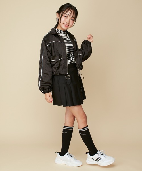 JENNI love（ジェニィラブ）の「【セットアップ対応】パイピングスタンドカラーブルゾン（ブルゾン・キッズ・サックスブルー/ブラック/オフホワイト・130cm/140cm/150cm/160cm）」の5枚目の写真