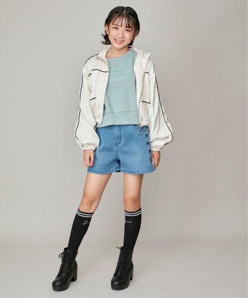 JENNI love（ジェニィラブ）の「【セットアップ対応】パイピングスタンドカラーブルゾン（ブルゾン・キッズ・サックスブルー/ブラック/オフホワイト・130cm/140cm/150cm/160cm）」の6枚目の写真