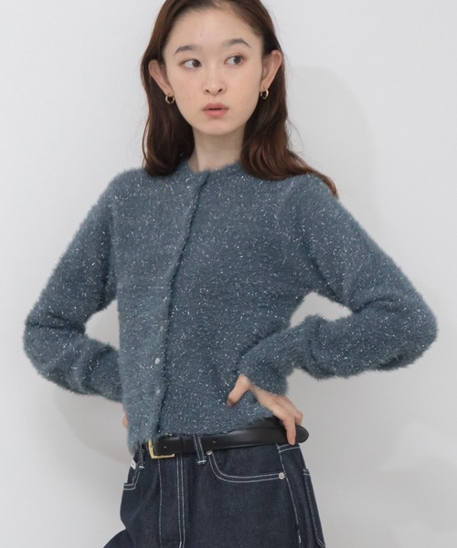 HEILIS(ヘイリス)の「【original】ラメニットトップスシャギーカーディガン / メタル釦 ショート丈 長袖 プルオーバー ノームコア シティガール 韓国 ホリデー デート 秋服 冬服 コンパクト ブラック グレー ブルー 無地 長袖(カーディガン/ボレロ・レディース・ブラック/ブルー/グレー・FREE)」の11枚目の写真