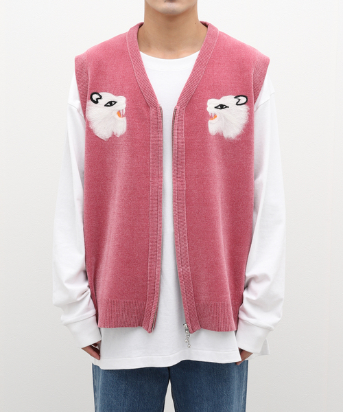 DAIRIKU（ダイリク）の「DAIRIKU Needle Punch Ska Knit Vest K-3（その他アウター・メンズ・ピンク/ブラック・MEDIUM）」の4枚目の写真